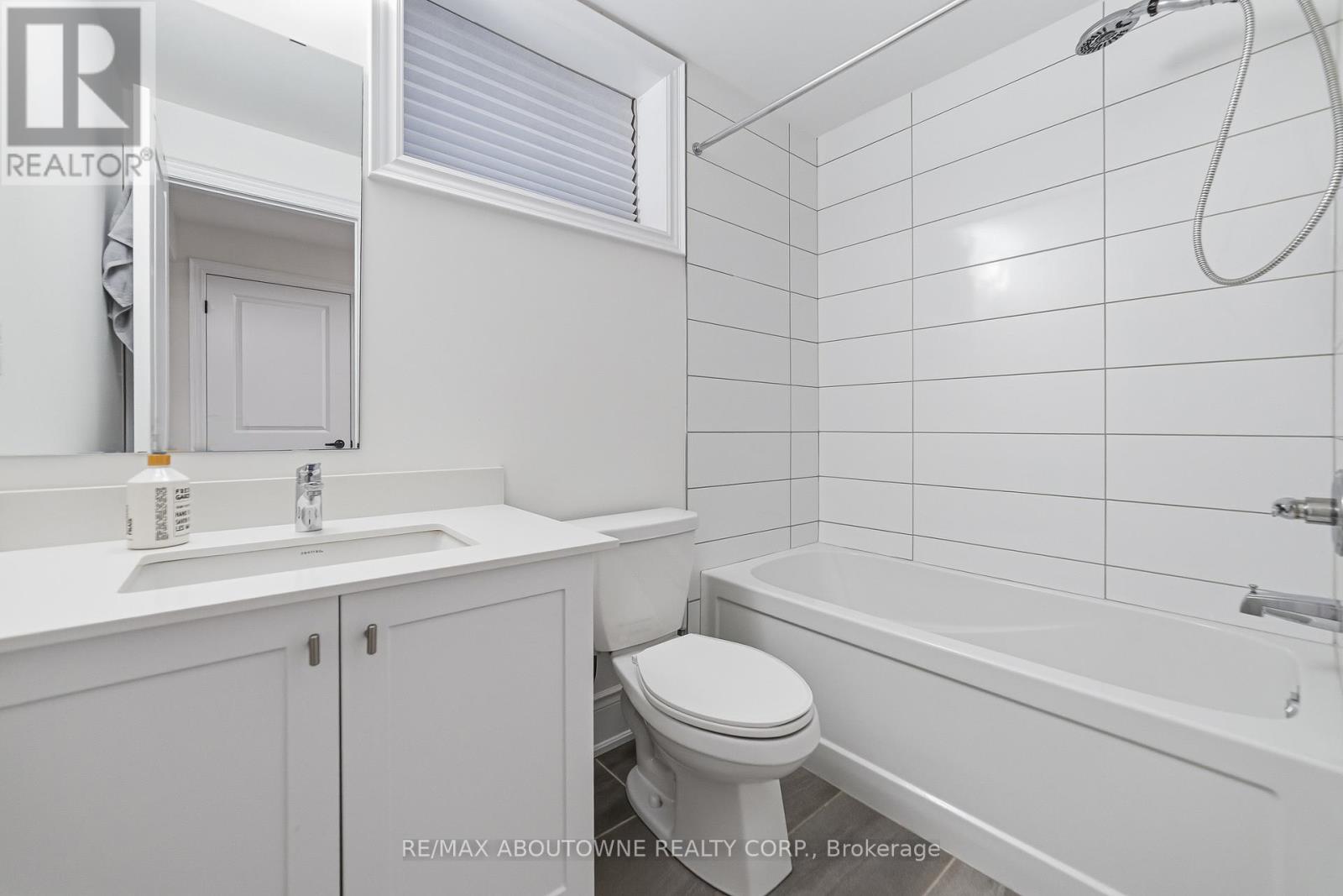 477 Parent Place, Milton, Ontario  L9E 1L2 - Photo 35 - W12876566