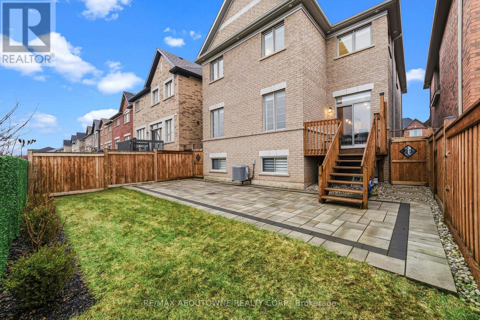 477 Parent Place, Milton, Ontario  L9E 1L2 - Photo 38 - W12876566