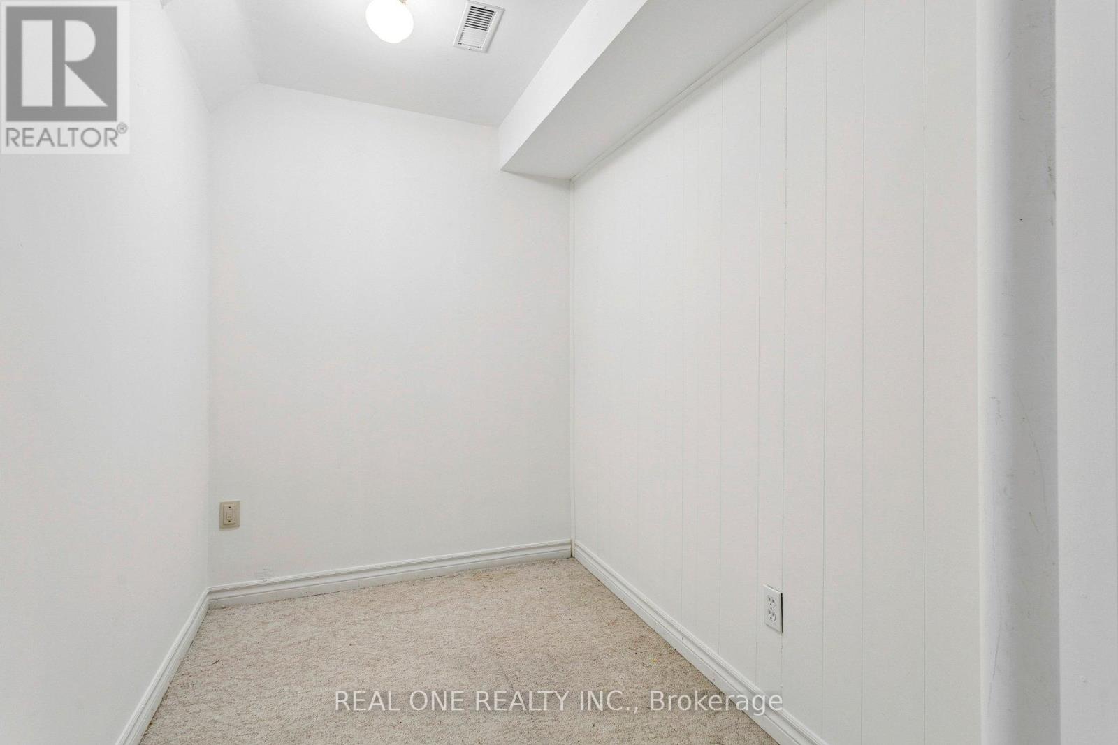 2262 Pell Crescent, Oakville, Ontario  L6M 3T6 - Photo 36 - W12876568