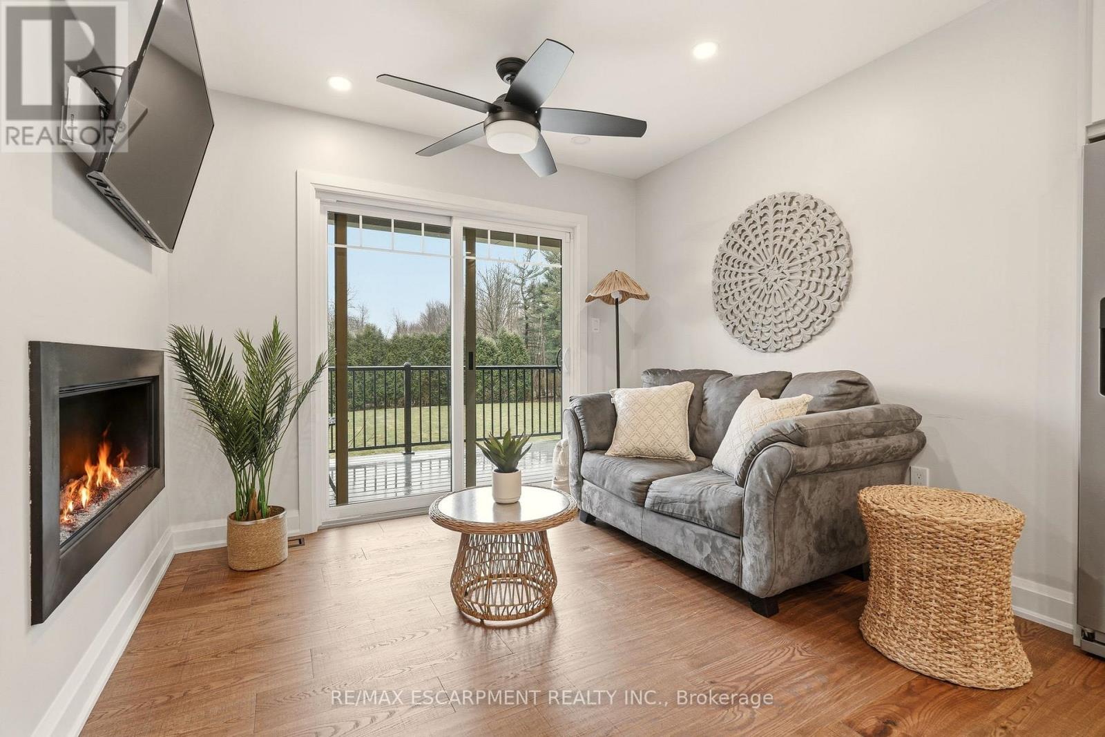 1354 No 1 Side Road N, Burlington, Ontario  L7P 0R9 - Photo 25 - W12876610