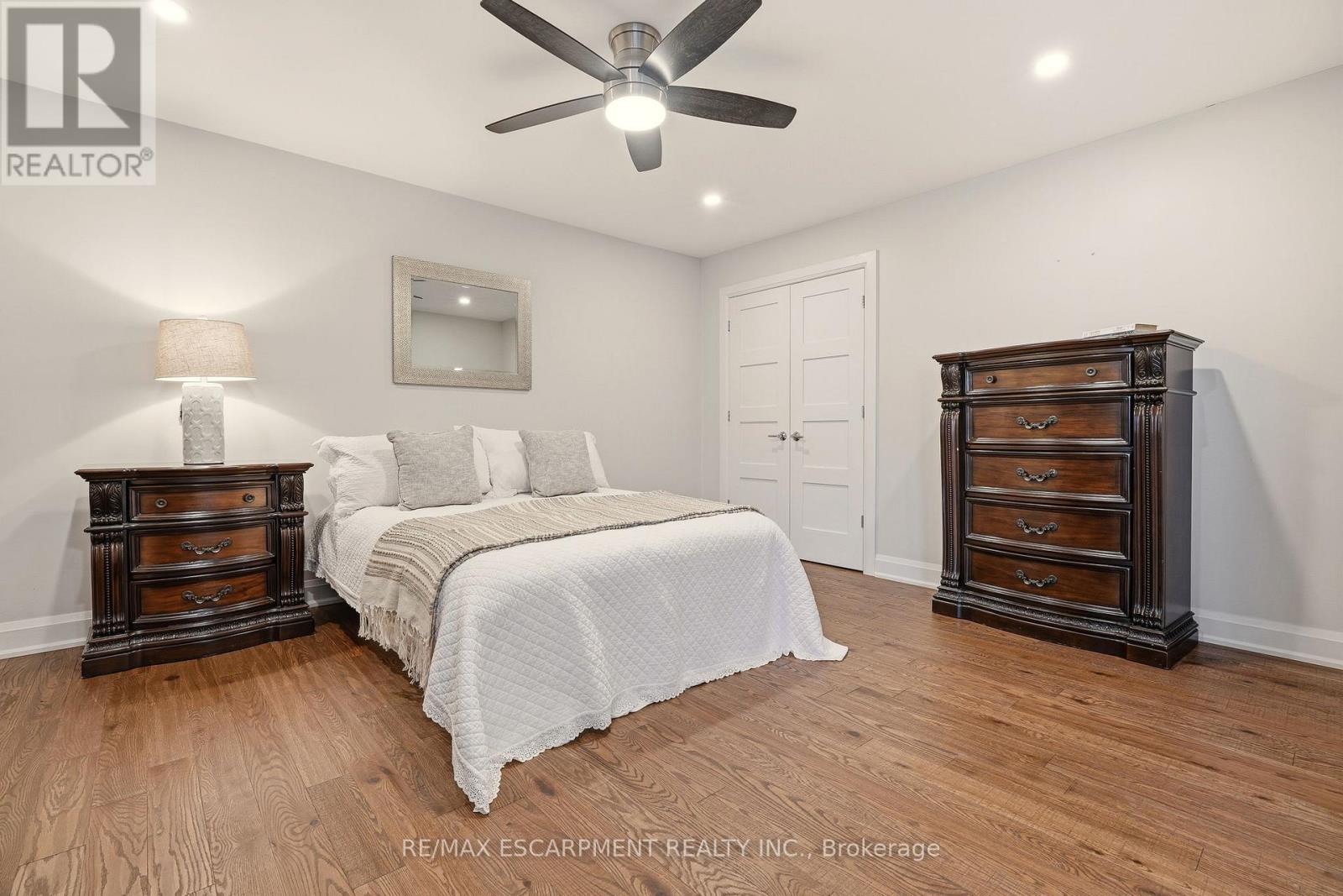 1354 No 1 Side Road N, Burlington, Ontario  L7P 0R9 - Photo 35 - W12876610