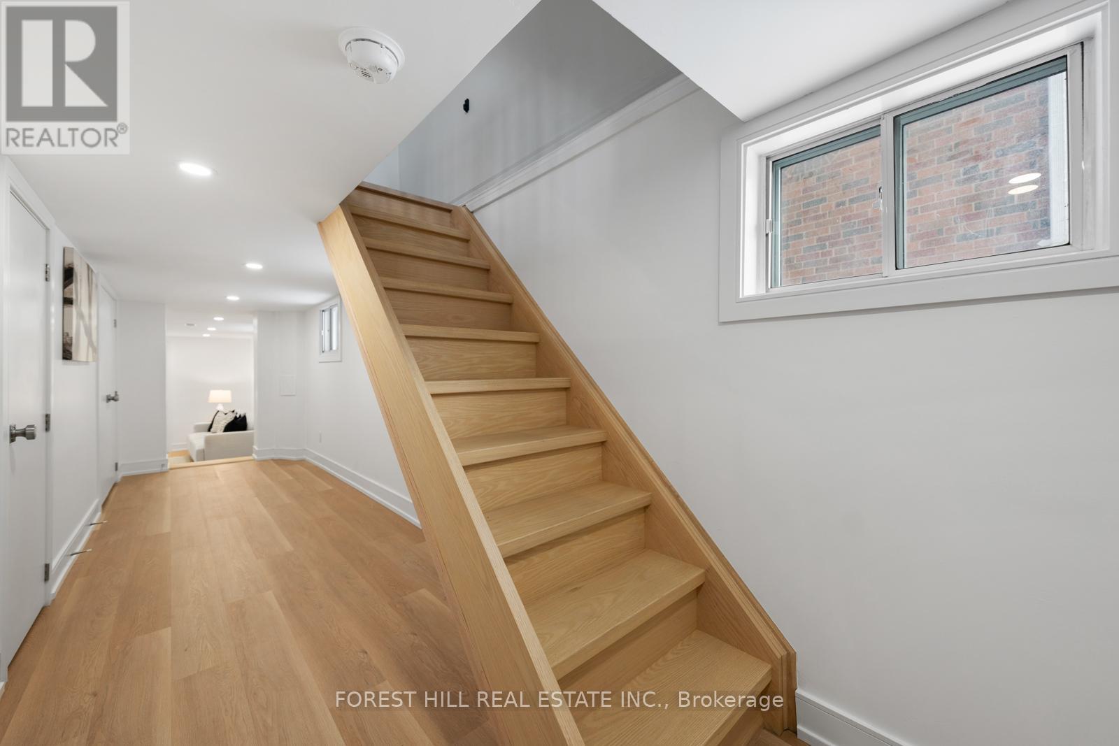 623 Harvie Avenue, Toronto, Ontario  M6E 4M4 - Photo 17 - W12876616