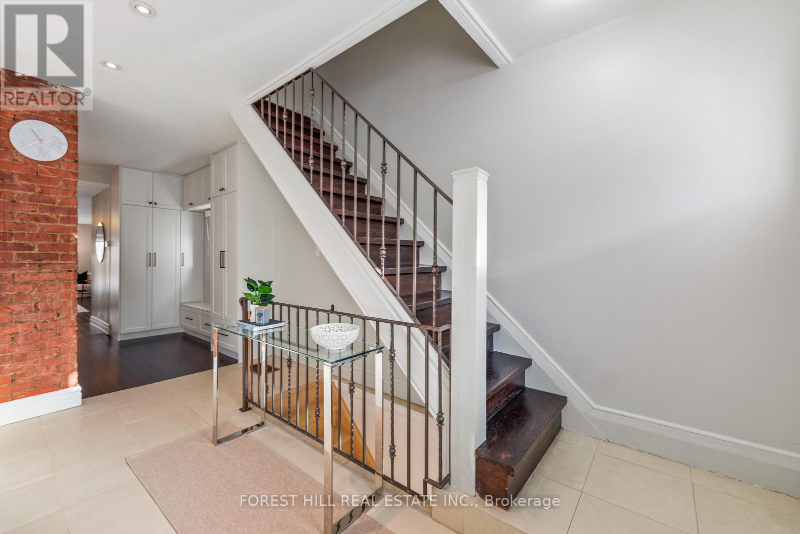 623 Harvie Avenue, Toronto, Ontario  M6E 4M4 - Photo 3 - W12876616