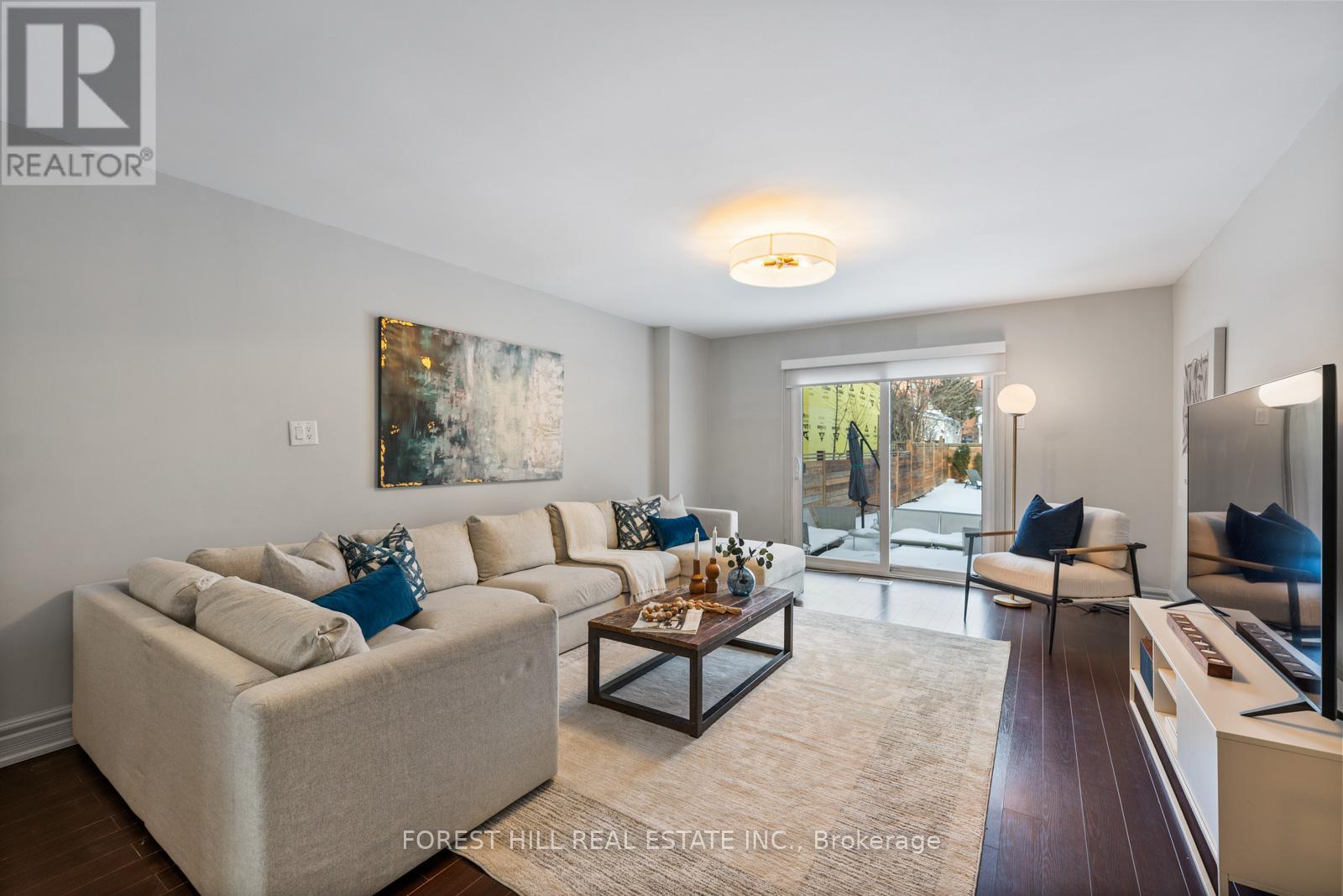 623 Harvie Avenue, Toronto, Ontario  M6E 4M4 - Photo 8 - W12876616