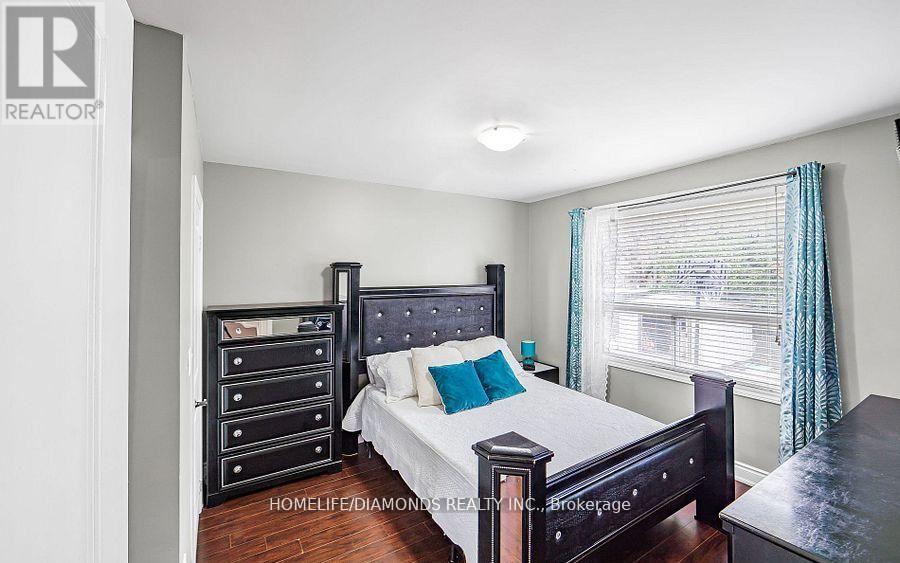 Upper - 16 Brisco Street, Brampton, Ontario  L6V 1W8 - Photo 10 - W12876692