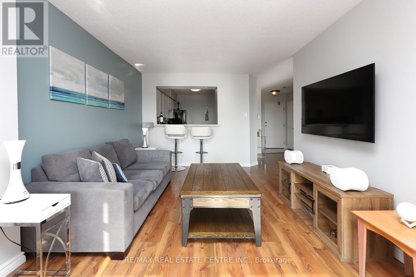 1704 - 26 Hanover Road, Brampton, Ontario  L6S 4T2 - Photo 15 - W12876726