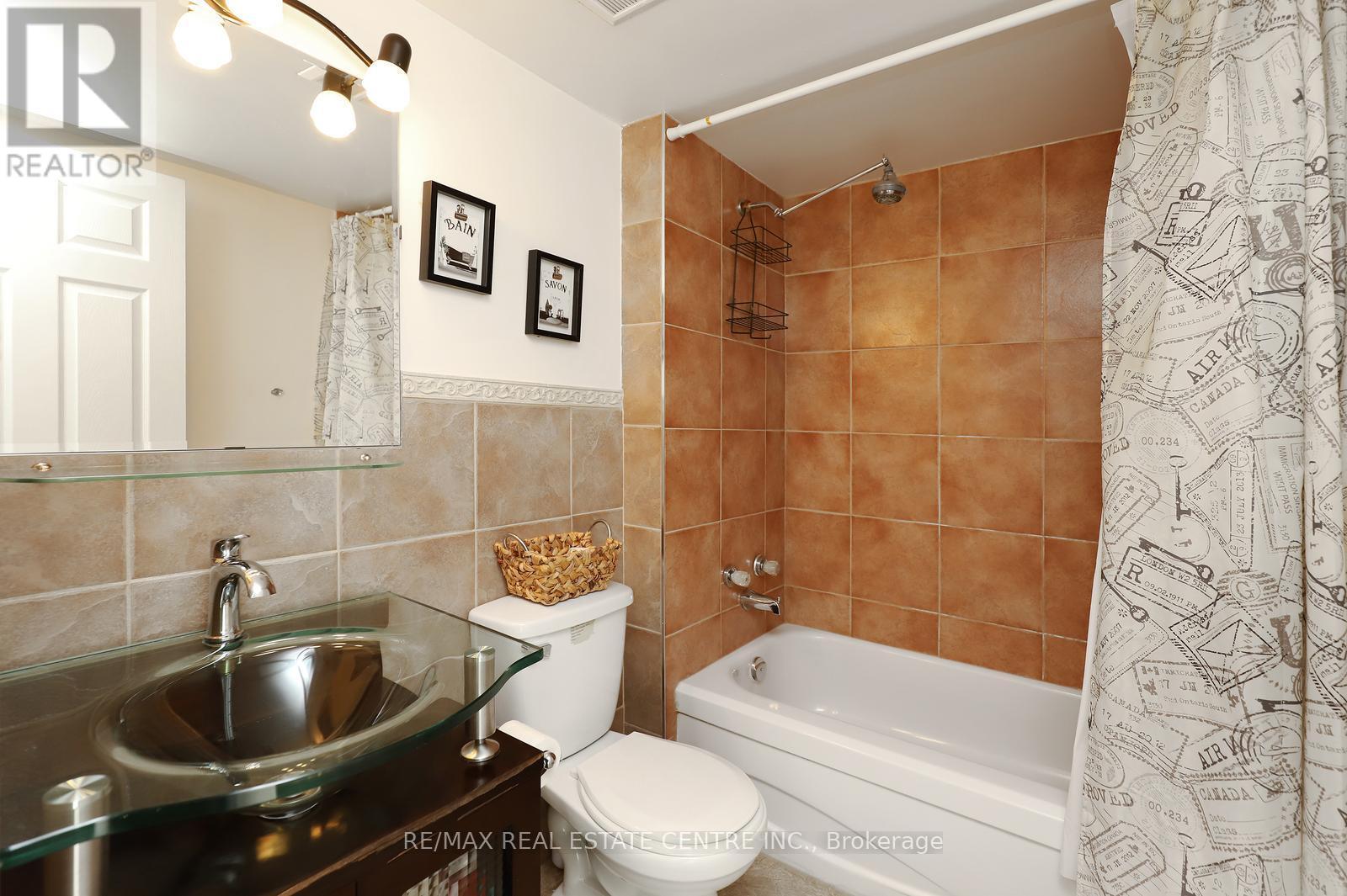 1704 - 26 Hanover Road, Brampton, Ontario  L6S 4T2 - Photo 22 - W12876726