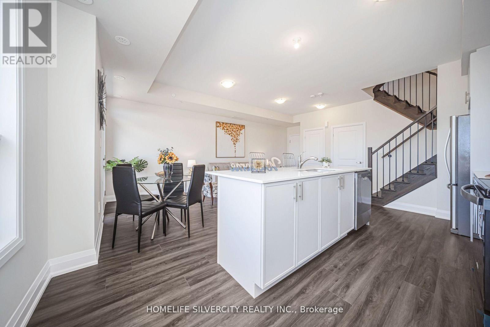 109 - 1577 Rose Way, Milton (Cb Cobban), Ontario  L9E 1N4 - Photo 9 - W12876738