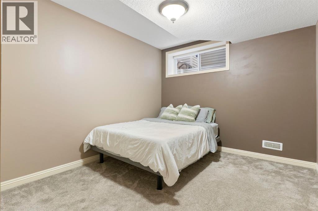 107 Sunset Place, Cochrane, Alberta  T4C 0C3 - Photo 23 - A2292903