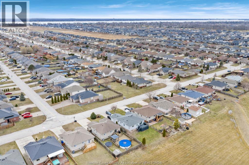 572 Pettypiece Drive, Amherstburg, Ontario  N9V 4C9 - Photo 36 - 26004902