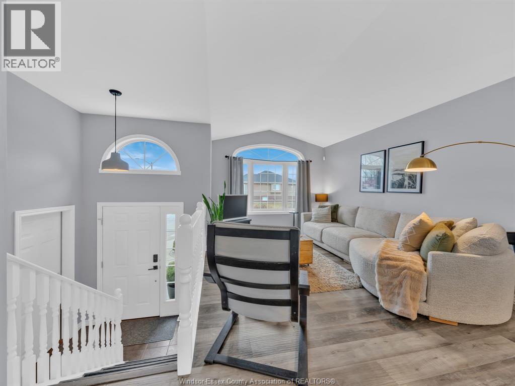 572 Pettypiece Drive, Amherstburg, Ontario  N9V 4C9 - Photo 4 - 26004902