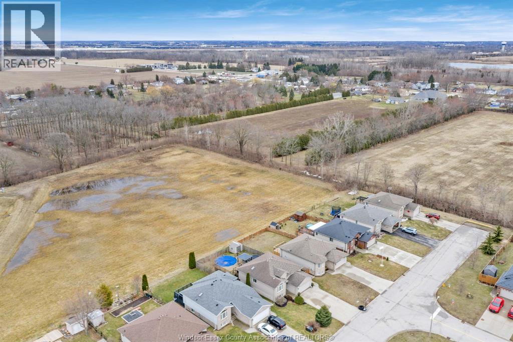 572 Pettypiece Drive, Amherstburg, Ontario  N9V 4C9 - Photo 38 - 26004902