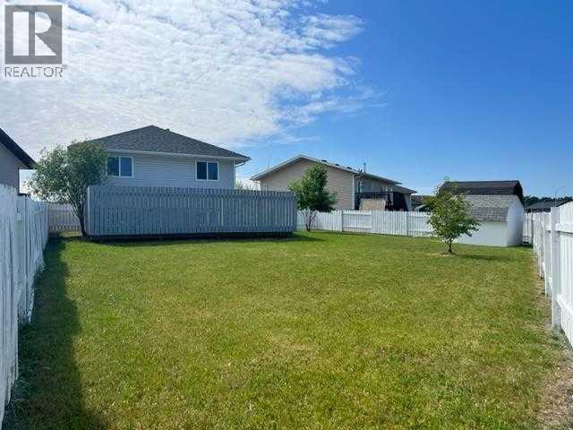 4 Boyer Close, High Level, Alberta  T0H 1Z0 - Photo 42 - A2291312