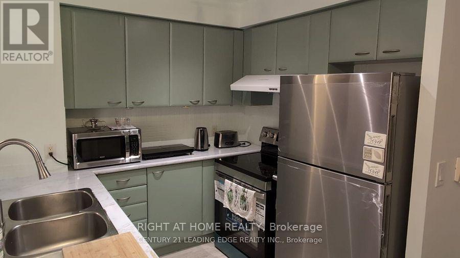 2207 - 38 Lee Centre Drive, Toronto, Ontario  M1H 3J7 - Photo 9 - E12851032