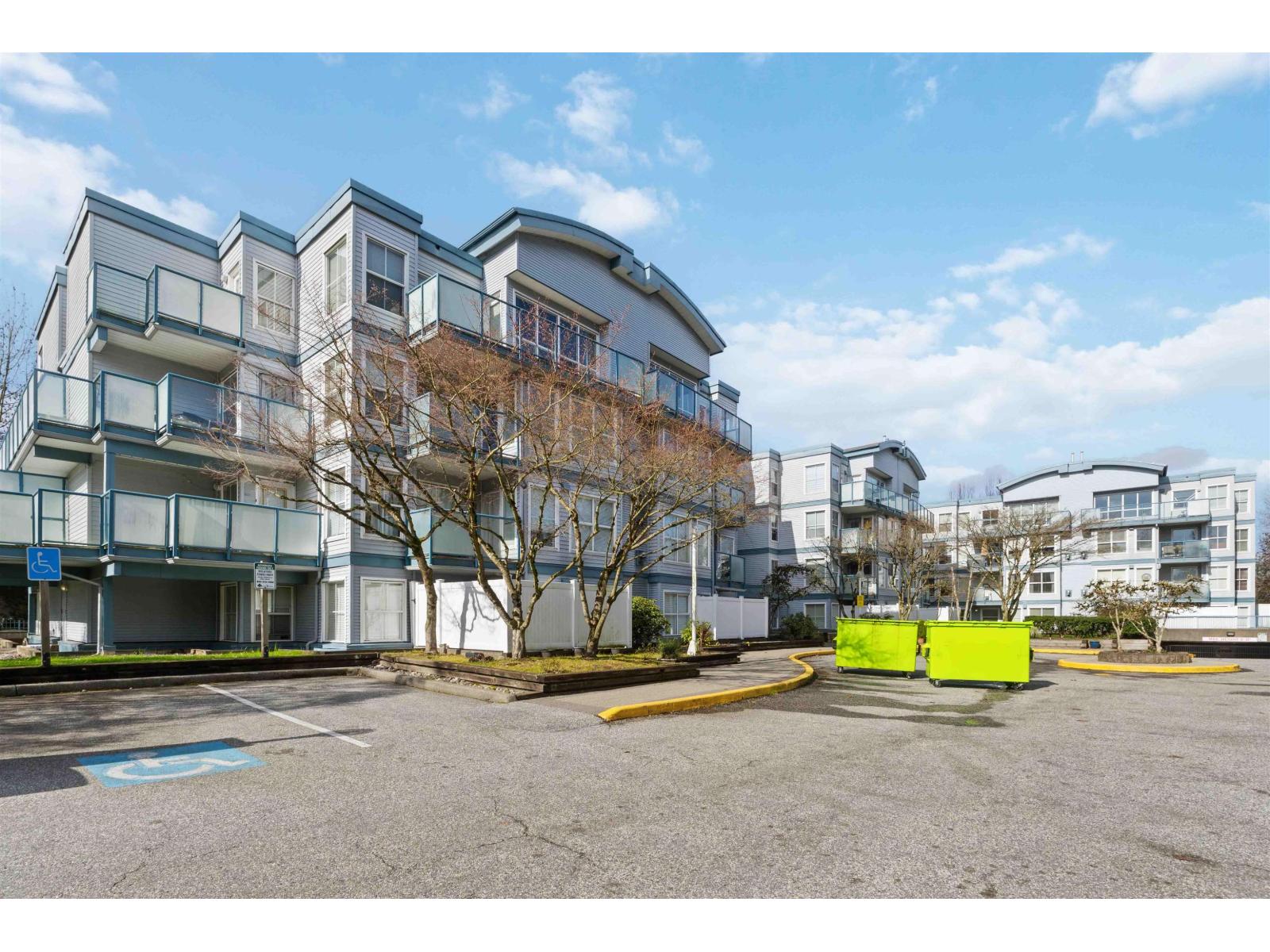 204 14885 100 Avenue, Surrey, British Columbia  V3R 0W1 - Photo 3 - R3098813