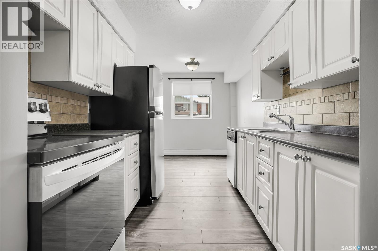 10 106 104th Street W, Saskatoon, Saskatchewan  S7N 1M8 - Photo 4 - SK030269