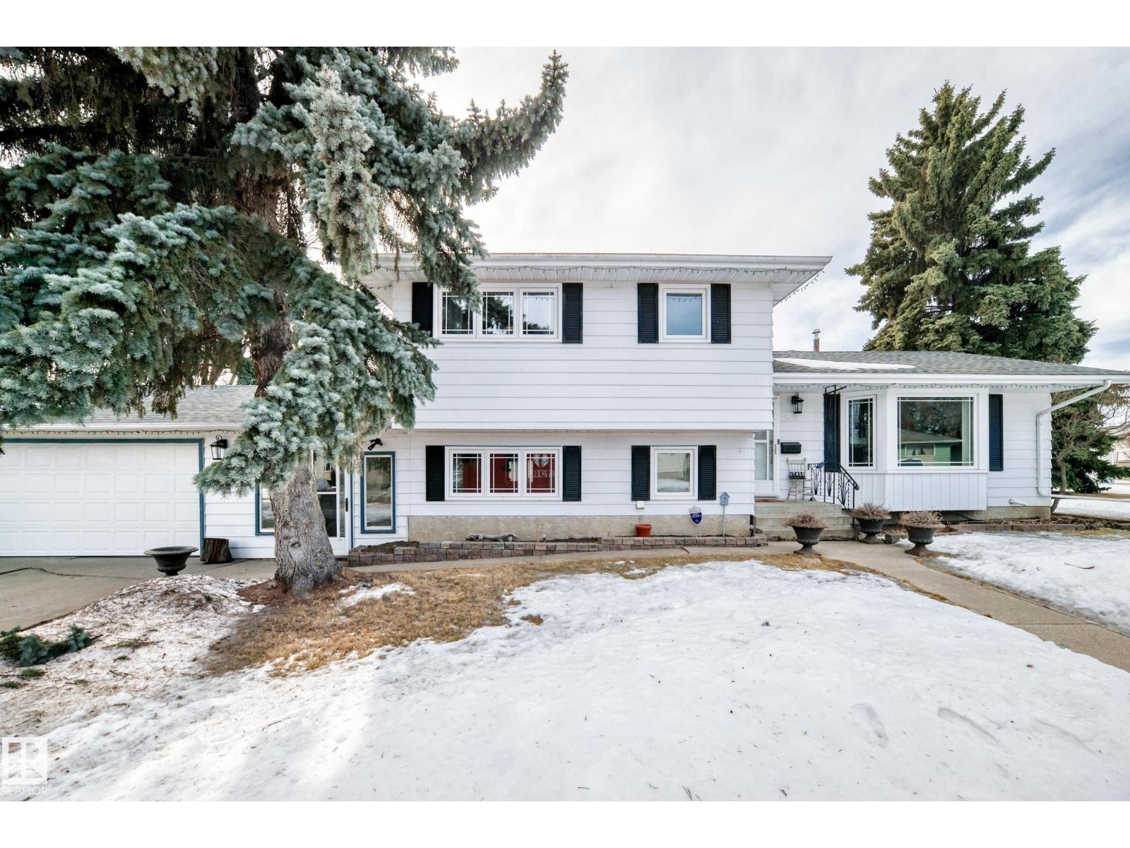 17427 78 AV NW, edmonton, Alberta