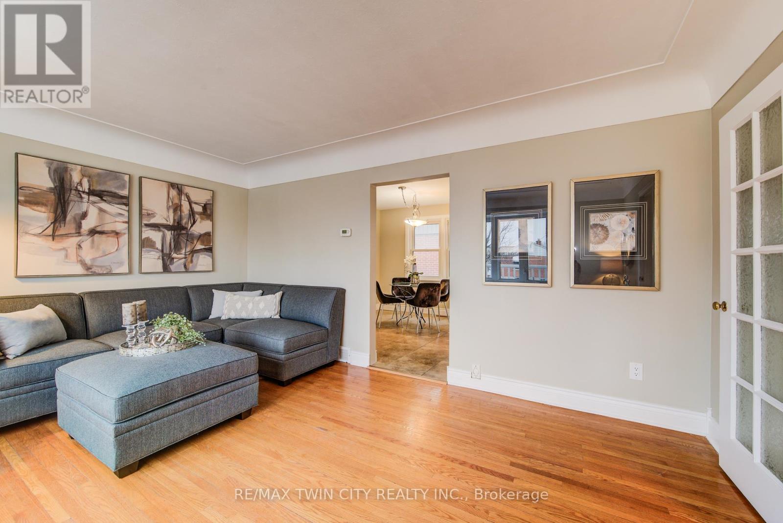 483 Ephraim Street, Waterloo, Ontario  N2B 2C5 - Photo 12 - X12876594