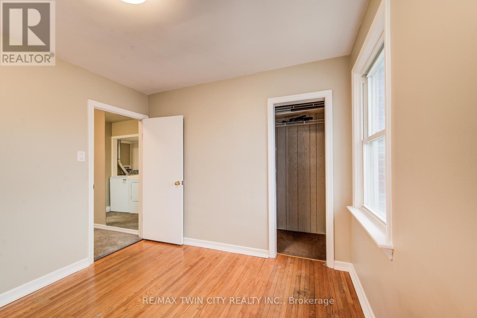 483 Ephraim Street, Waterloo, Ontario  N2B 2C5 - Photo 32 - X12876594