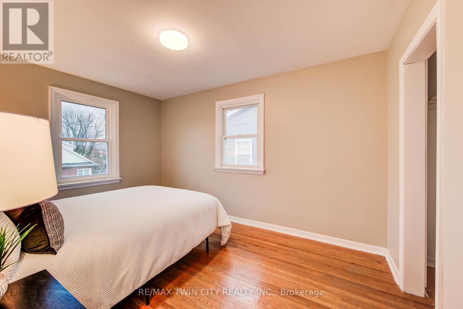 483 Ephraim Street, Waterloo, Ontario  N2B 2C5 - Photo 33 - X12876594