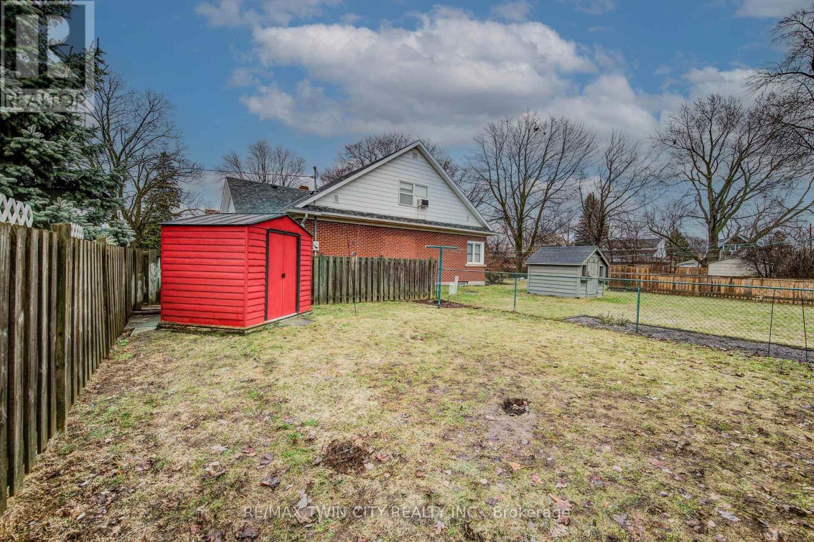 483 Ephraim Street, Waterloo, Ontario  N2B 2C5 - Photo 45 - X12876594