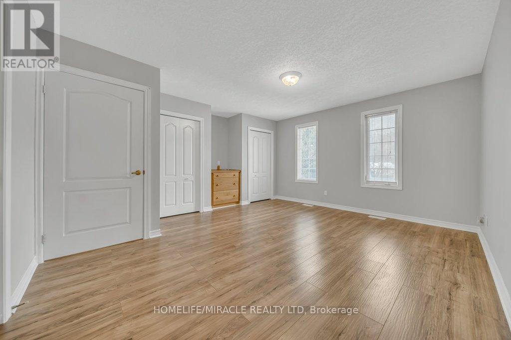 114 Glencliffe Court, Kitchener, Ontario  N2B 3X1 - Photo 16 - X12876612