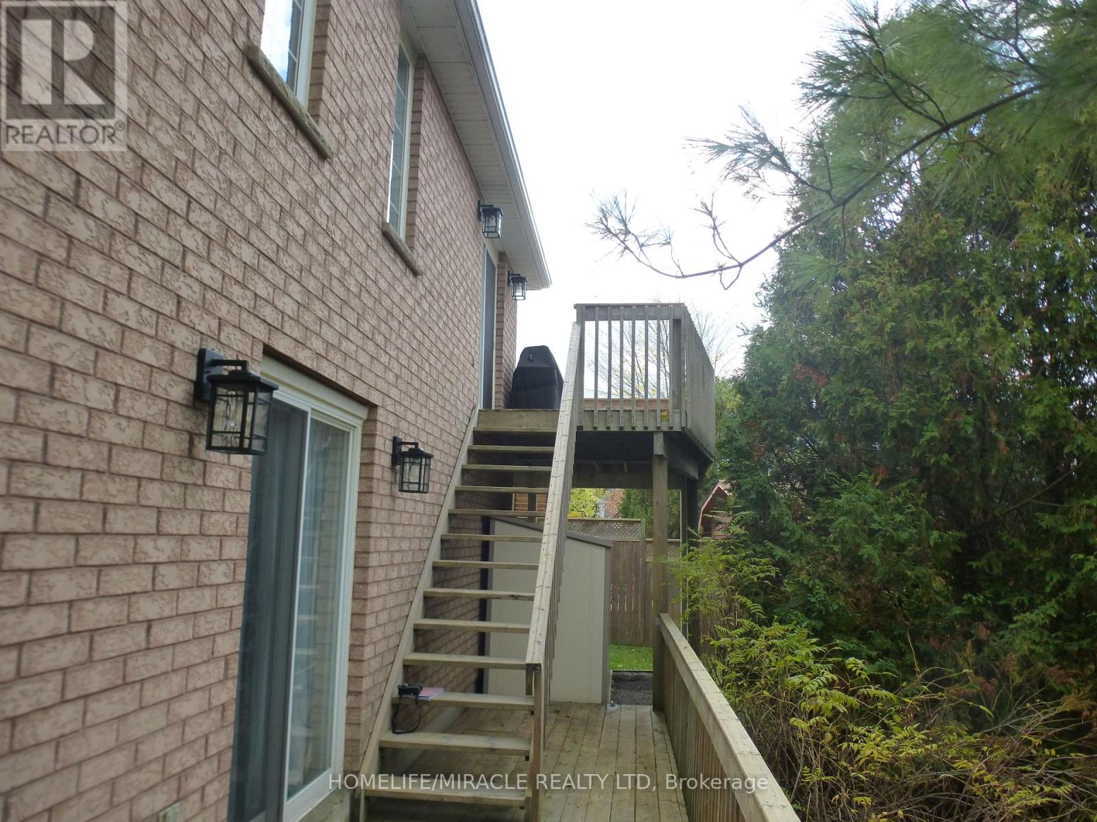114 Glencliffe Court, Kitchener, Ontario  N2B 3X1 - Photo 34 - X12876612