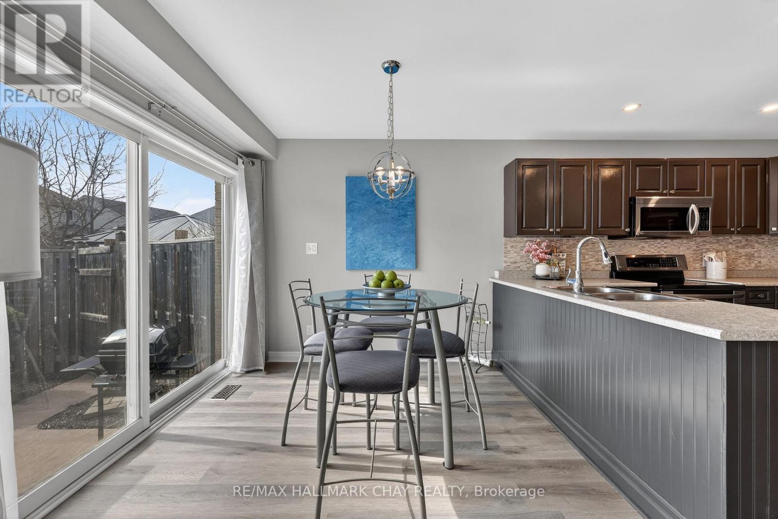 160 Mcbride Drive, St. Catharines, Ontario  L2S 4E3 - Photo 10 - X12876626