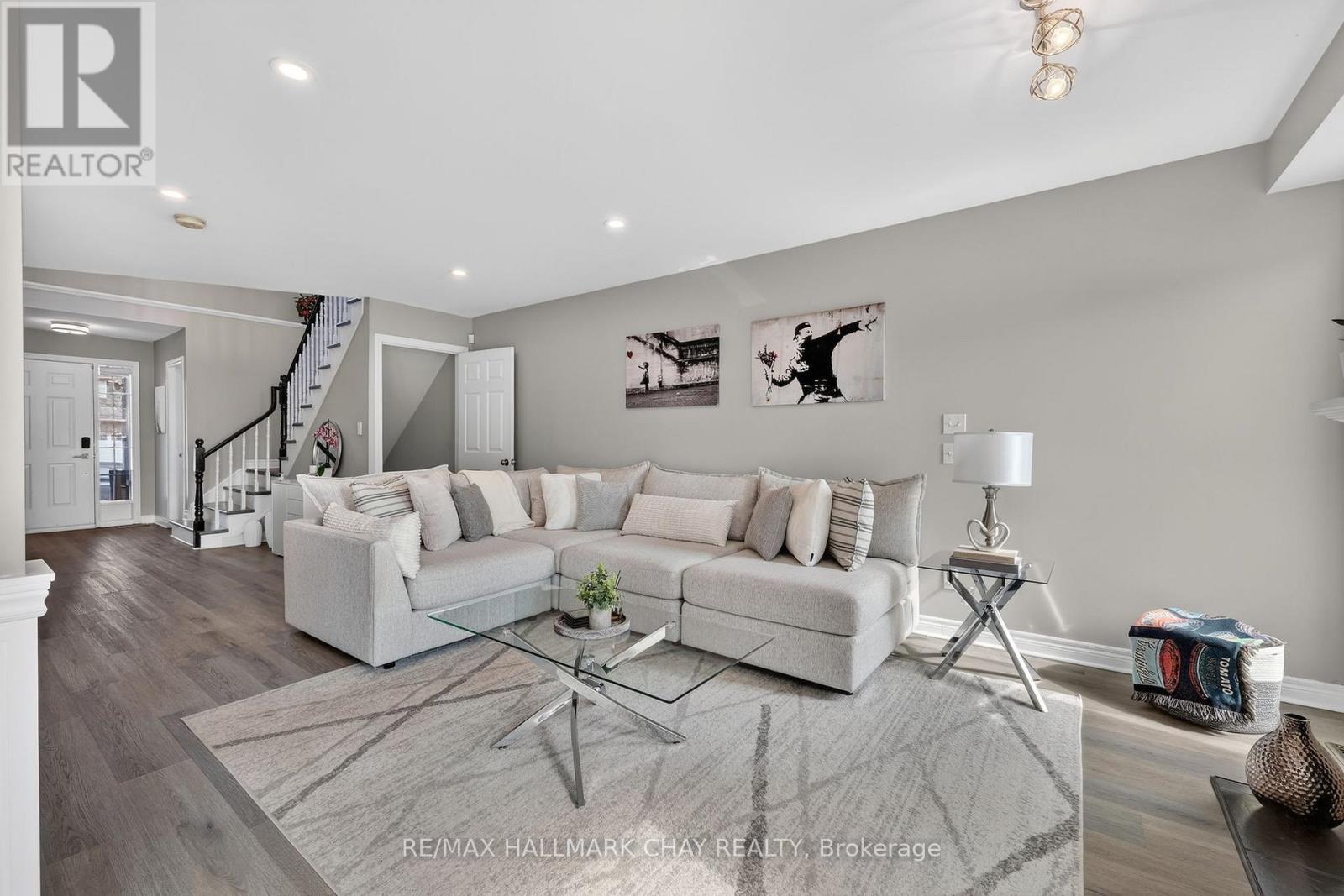 160 Mcbride Drive, St. Catharines, Ontario  L2S 4E3 - Photo 11 - X12876626