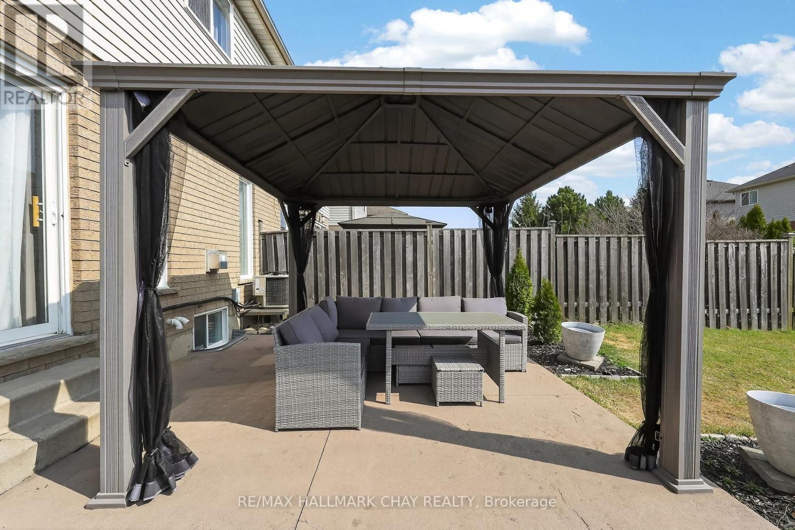 160 Mcbride Drive, St. Catharines, Ontario  L2S 4E3 - Photo 30 - X12876626