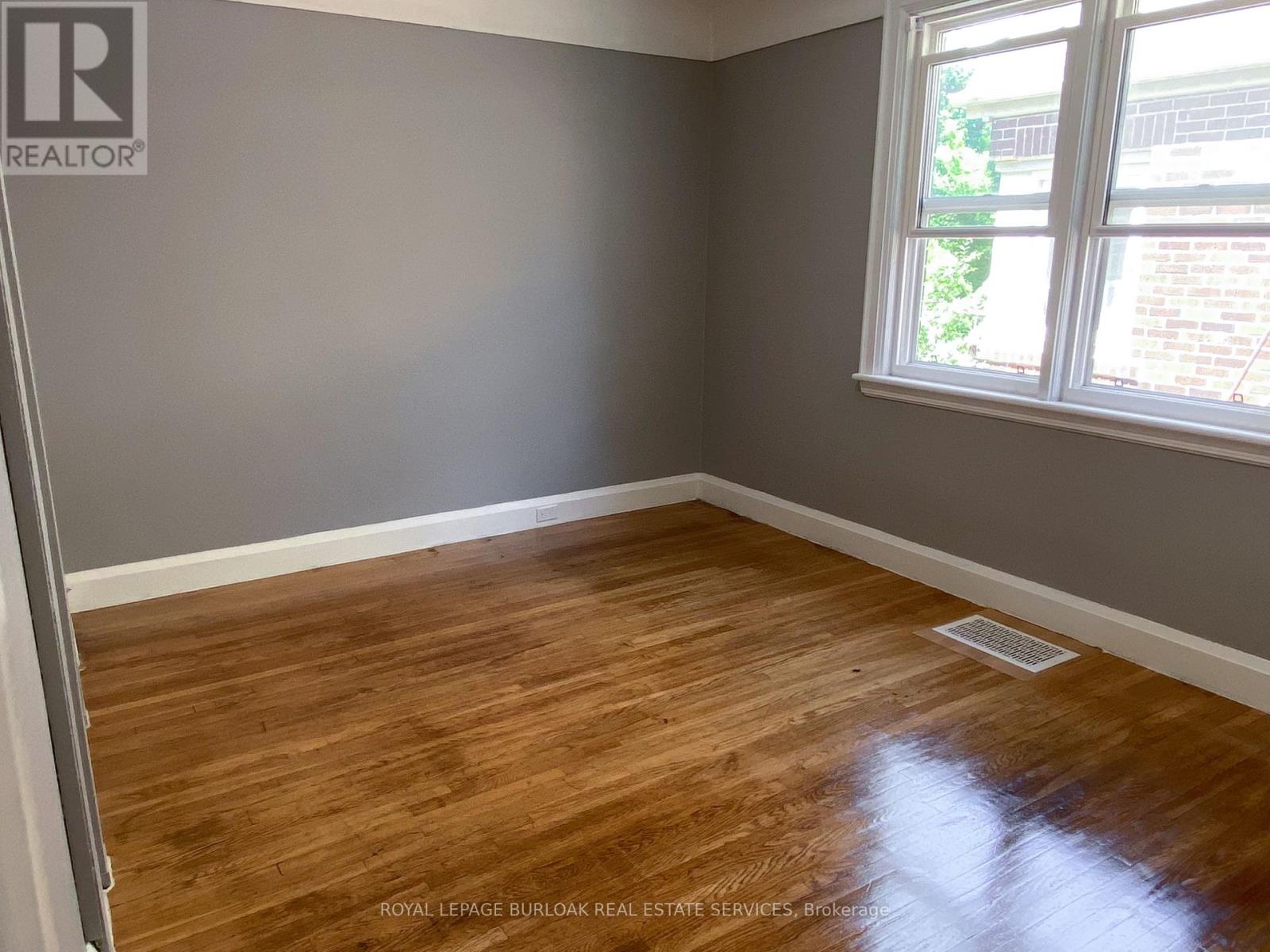 34 Hollywood Street N, Hamilton, Ontario  L8S 3K6 - Photo 16 - X12876658