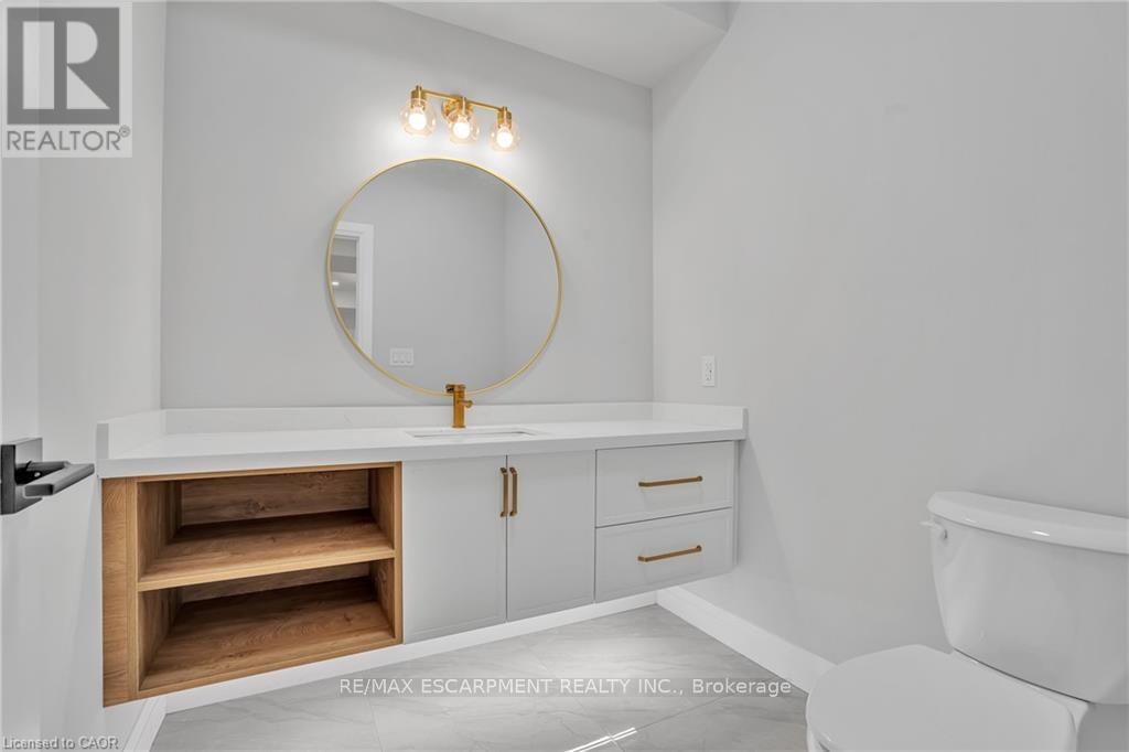 382a Southcote Road, Hamilton, Ontario  L9G 2W3 - Photo 16 - X12876678