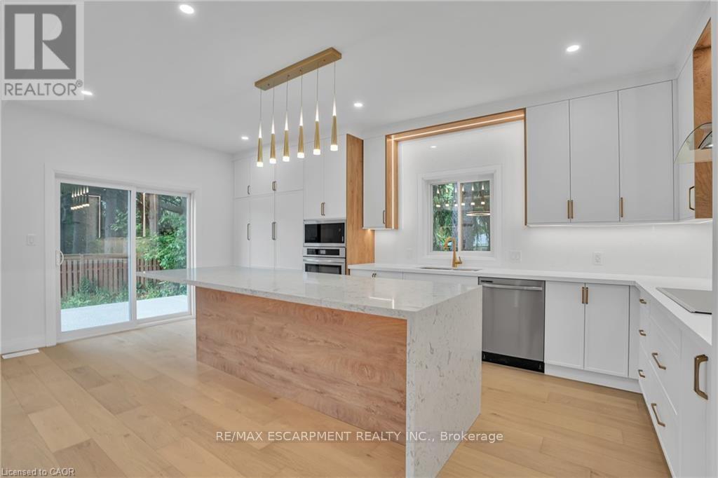 382a Southcote Road, Hamilton, Ontario  L9G 2W3 - Photo 22 - X12876678