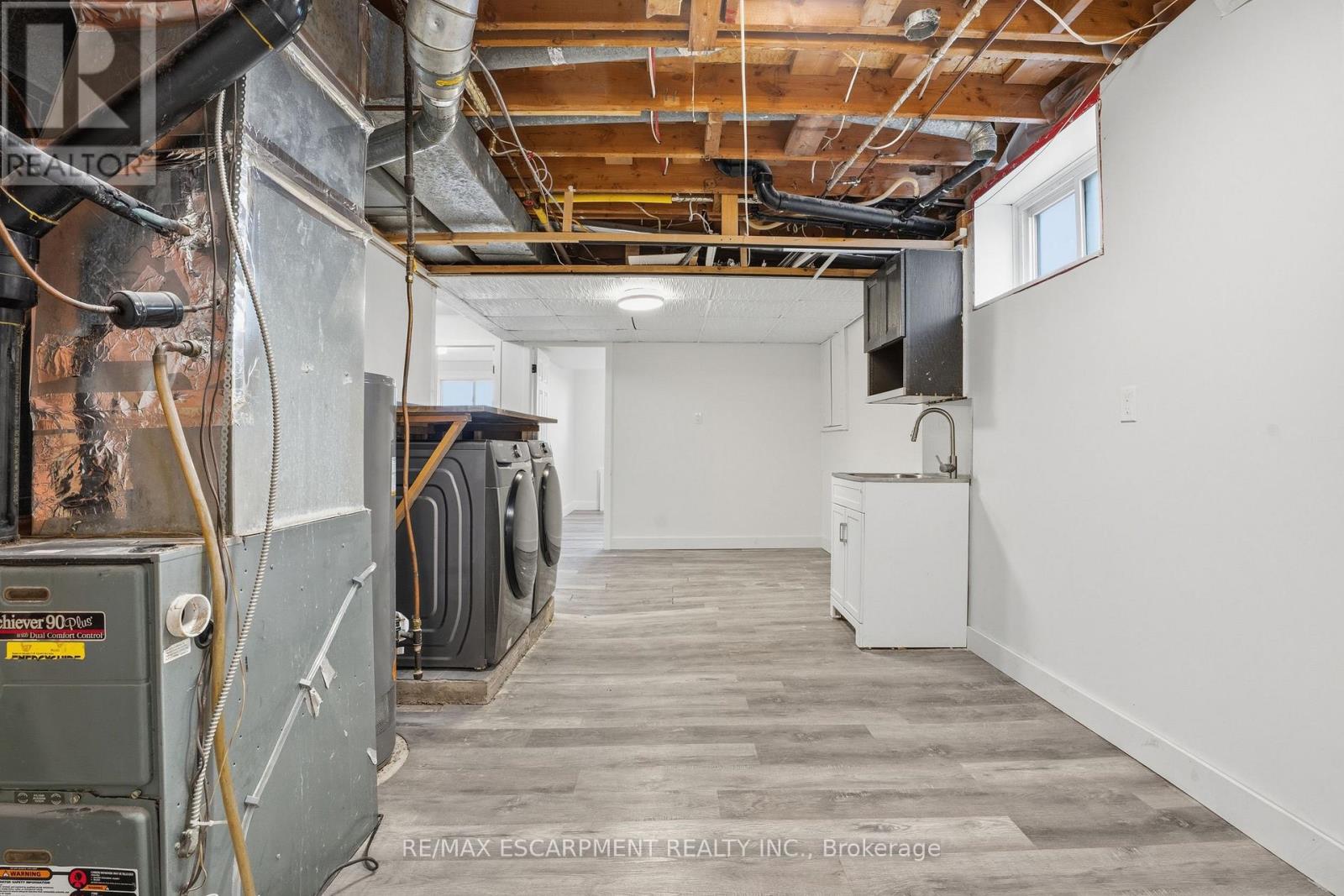 50 Lawnhurst Drive, Hamilton, Ontario  L8V 4P1 - Photo 25 - X12876716