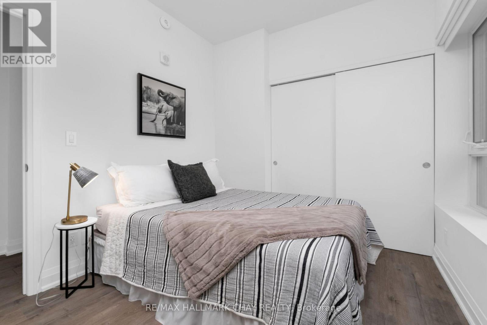 1105 - 58 Lakeside Terrace, Barrie (Little Lake), Ontario  L4N 9S2 - Photo 21 - S12876624