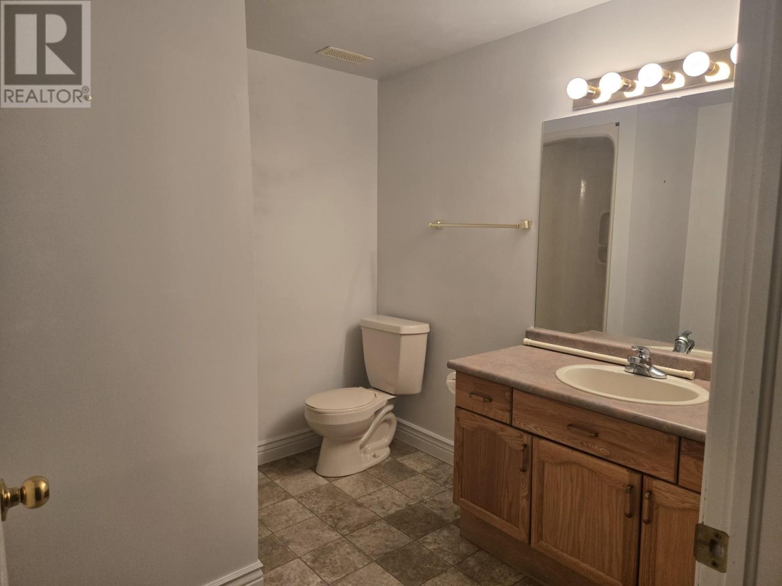 899 Lake St, Sault Ste. Marie, Ontario  P6B 6K3 - Photo 25 - SM260462