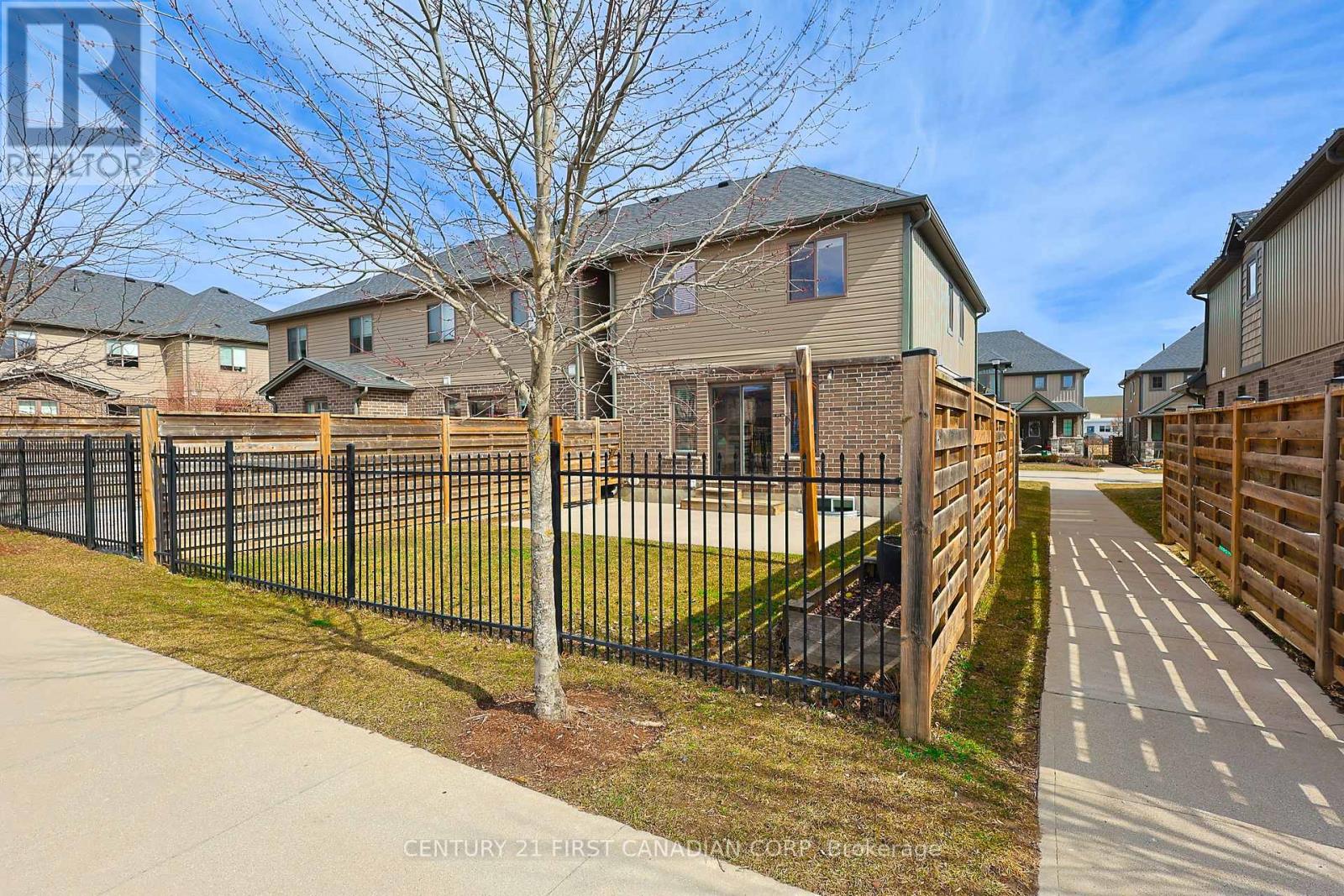 9 - 2040 Shore Road, London South, Ontario  N6K 0G3 - Photo 46 - X12867774