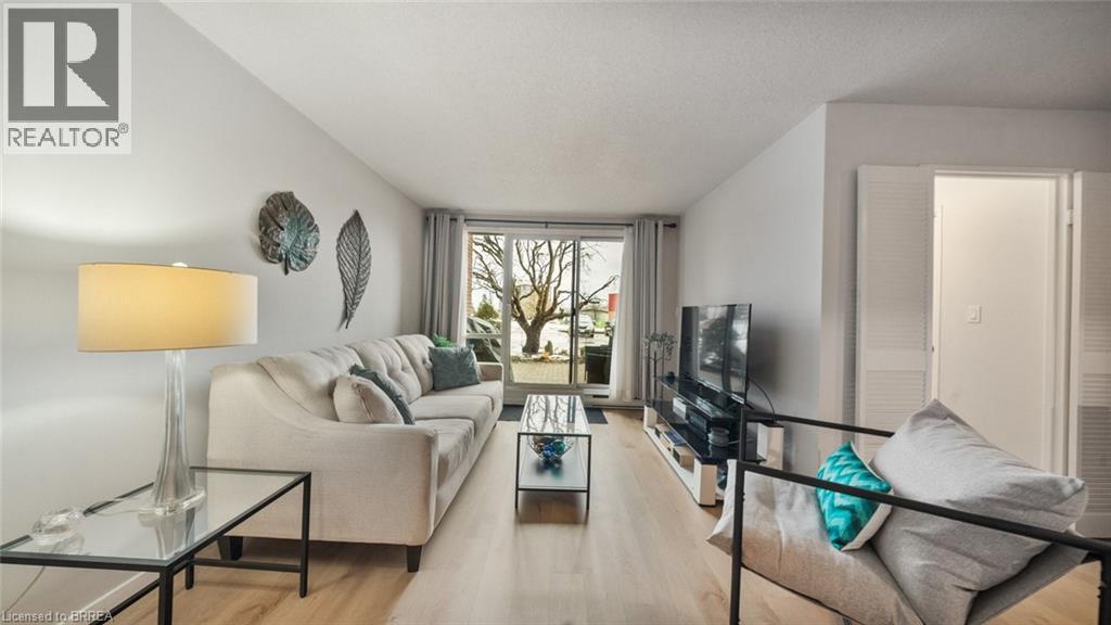 36 Hayhurst Road Unit# 136, Brantford, Ontario  N3R 6Y9 - Photo 5 - 40803822