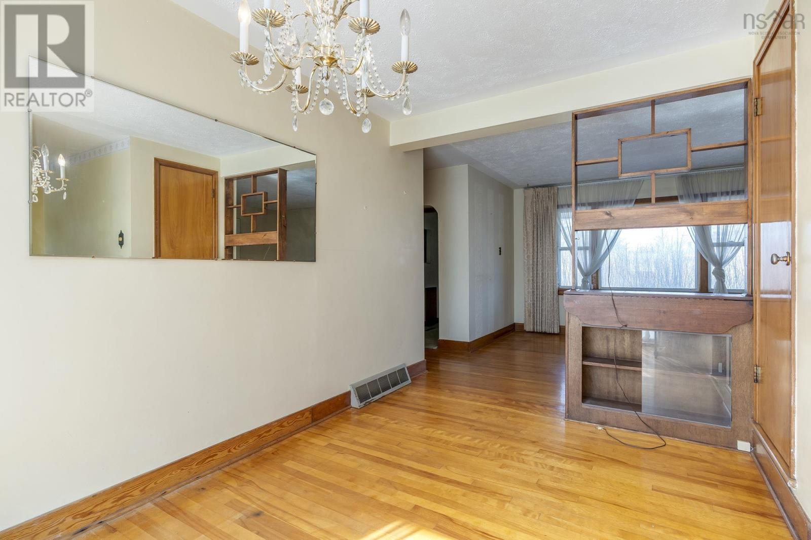 42 Oakwood Avenue, Dartmouth, Nova Scotia  B2W 3C9 - Photo 13 - 202604448