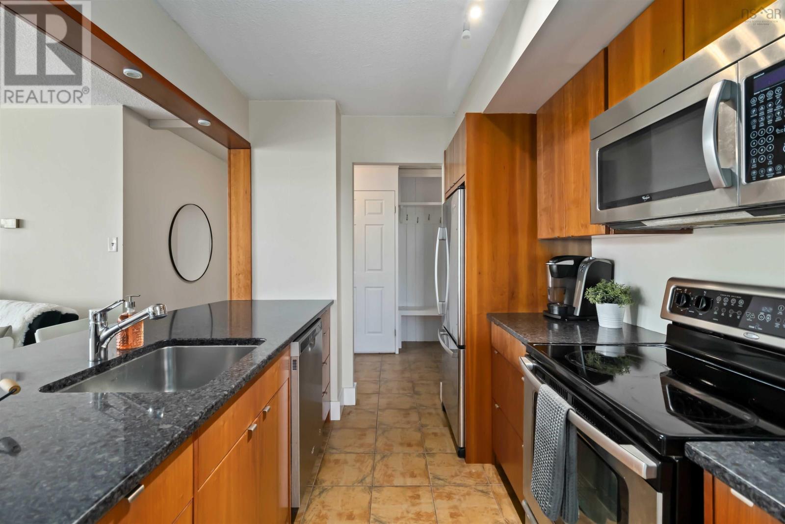 109 105 Dunbrack Street, Halifax, Nova Scotia  B3M 3B7 - Photo 5 - 202604439