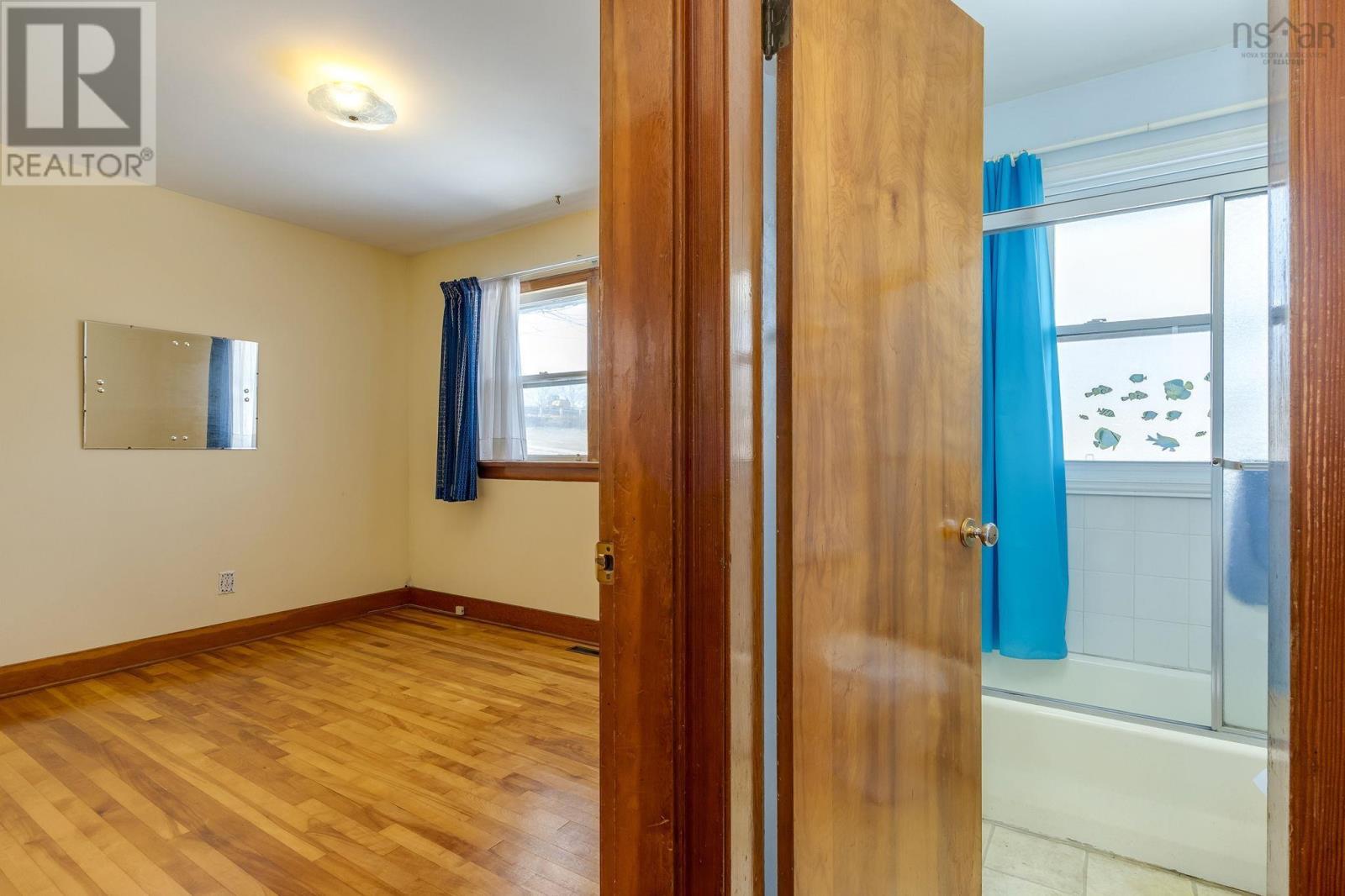 42 Oakwood Avenue, Dartmouth, Nova Scotia  B2W 3C9 - Photo 32 - 202604448