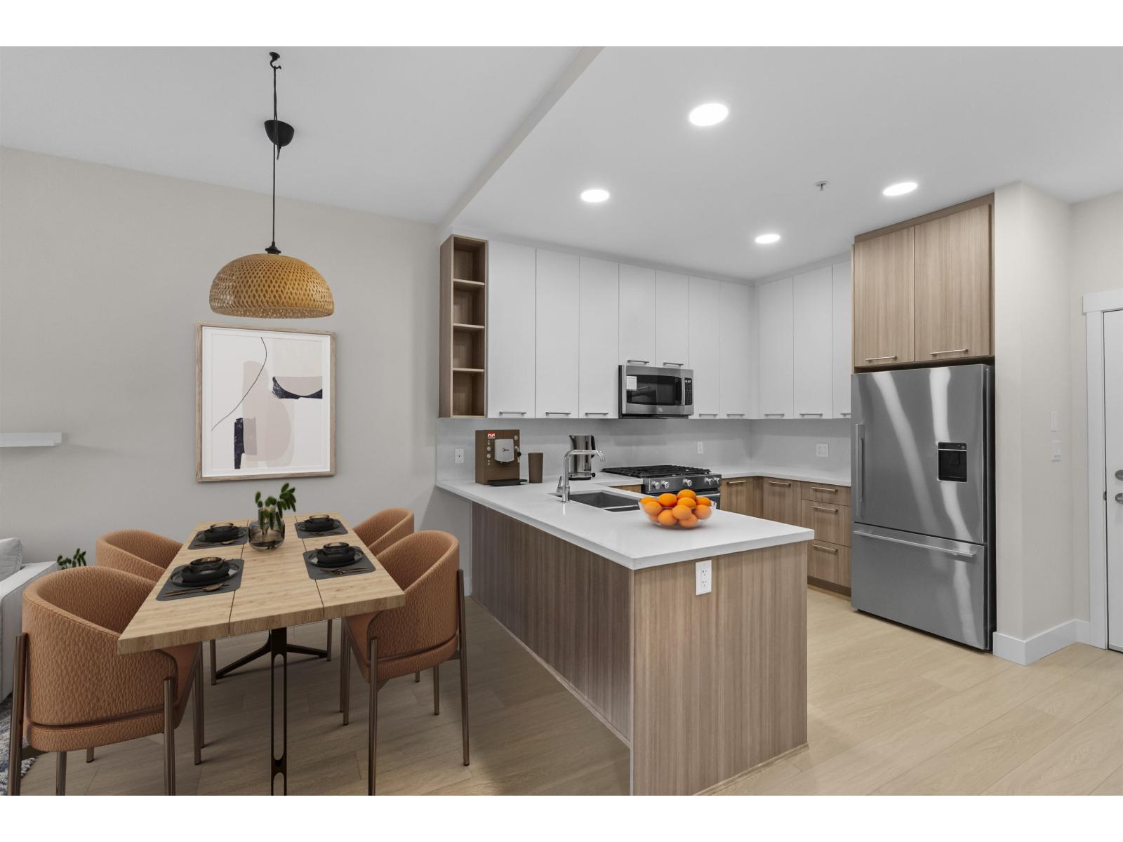 102 14022 NORTH BLUFF ROAD, white rock, British Columbia