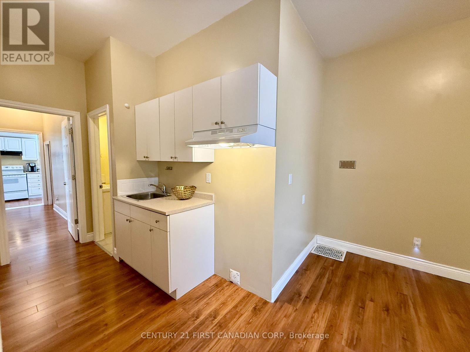 236 Raymond Avenue, London East, Ontario  N6A 2N1 - Photo 19 - X12876758