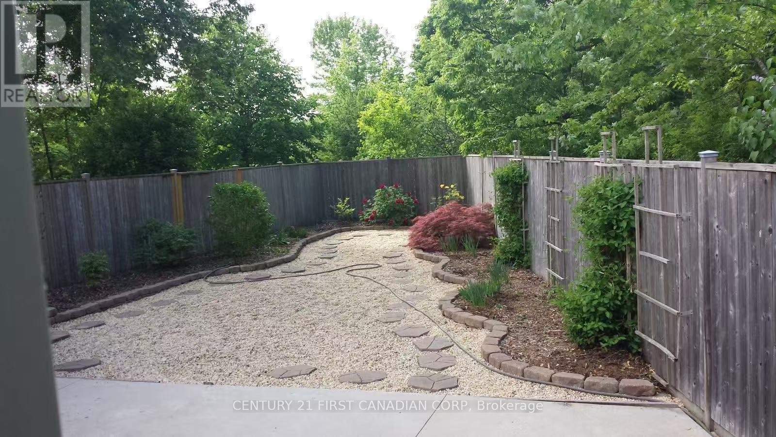 236 Raymond Avenue, London East, Ontario  N6A 2N1 - Photo 28 - X12876758