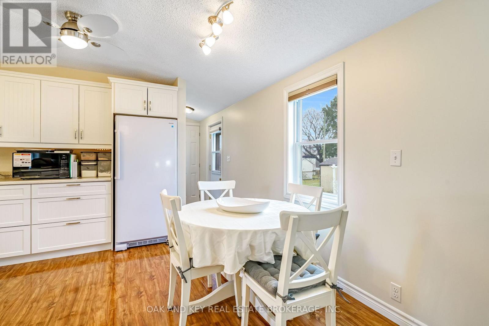 18 George Street, Strathroy-Caradoc, Ontario  N7G 3K9 - Photo 15 - X12876762