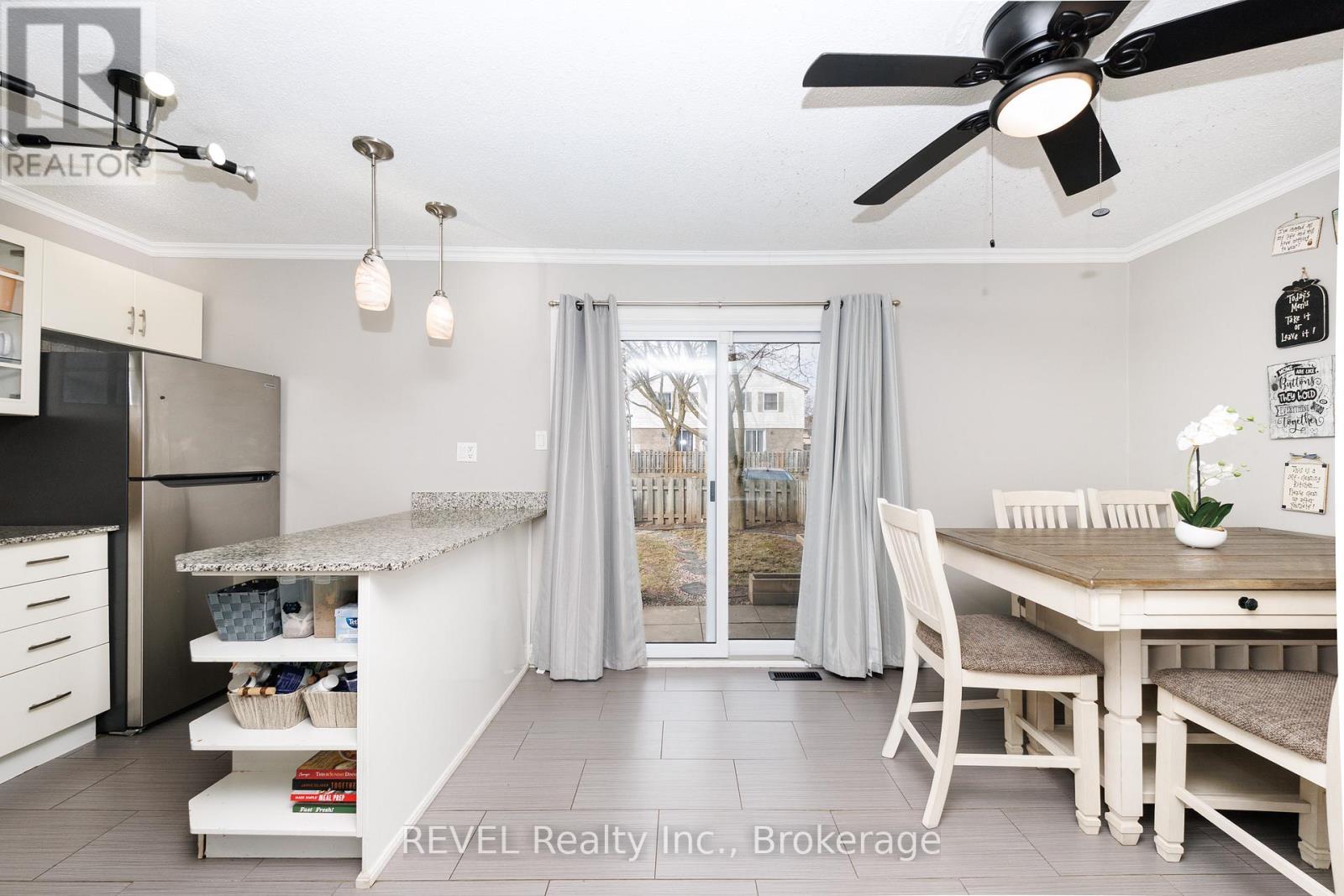 43 - 1300 Upper Ottawa Street, Hamilton, Ontario  L8W 1M8 - Photo 4 - X12872148