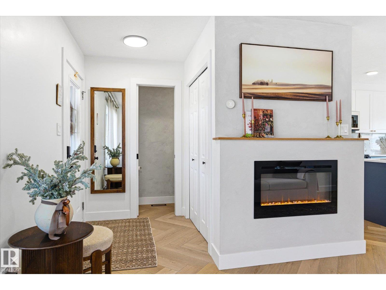 5521 Stevens Cr Nw, Edmonton, Alberta  T6R 3R4 - Photo 6 - E4477086