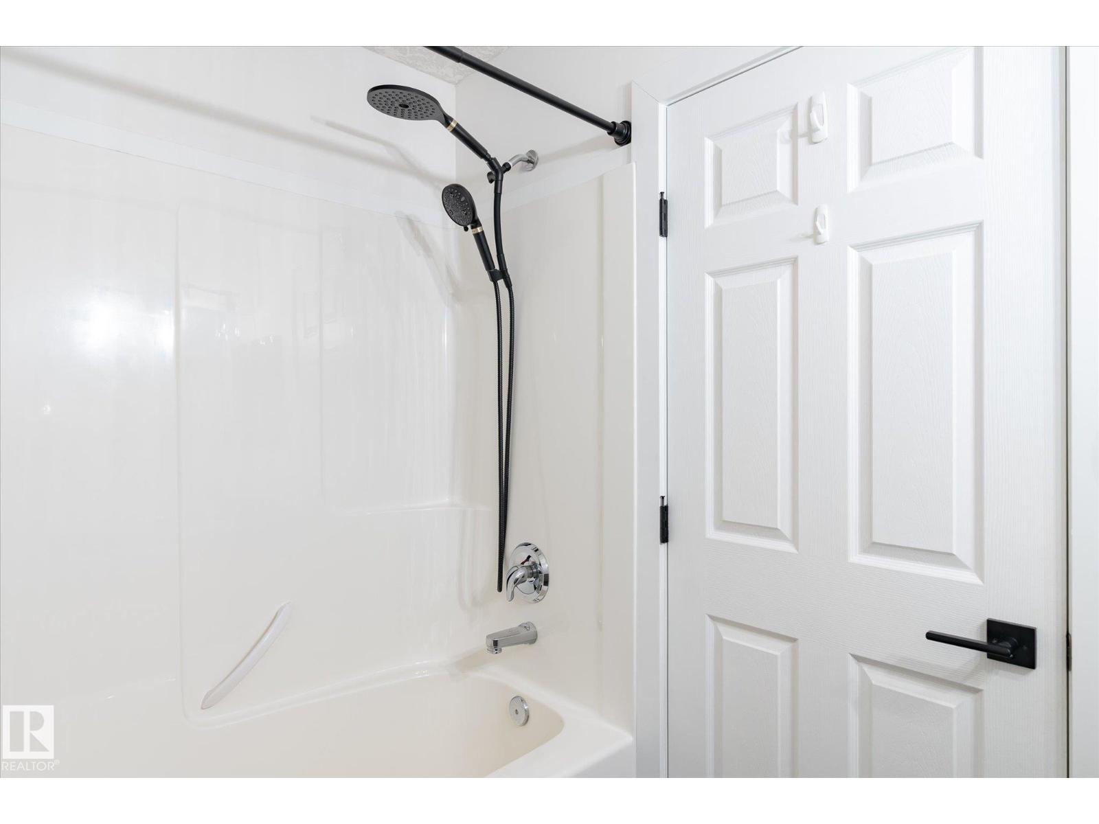 5521 Stevens Cr Nw, Edmonton, Alberta  T6R 3R4 - Photo 31 - E4477086