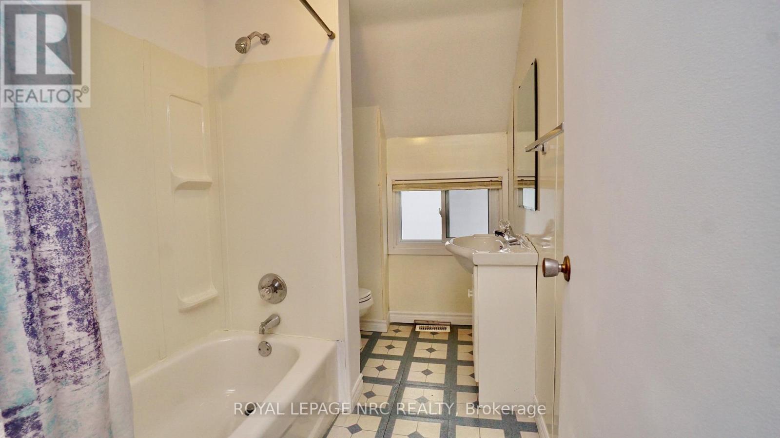 72 Garner Avenue, Welland, Ontario  L3B 2X9 - Photo 22 - X12876828