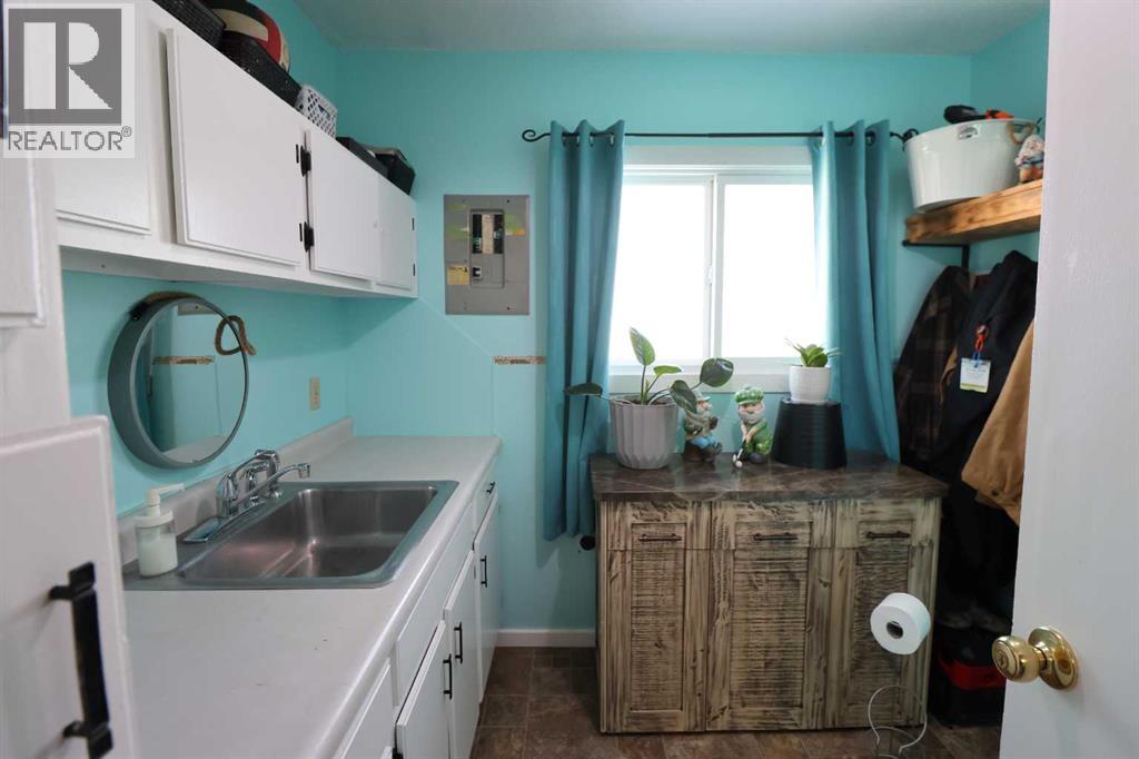 115054 Rr 103, Bow Island, Alberta  T0K 0G0 - Photo 19 - A2292924